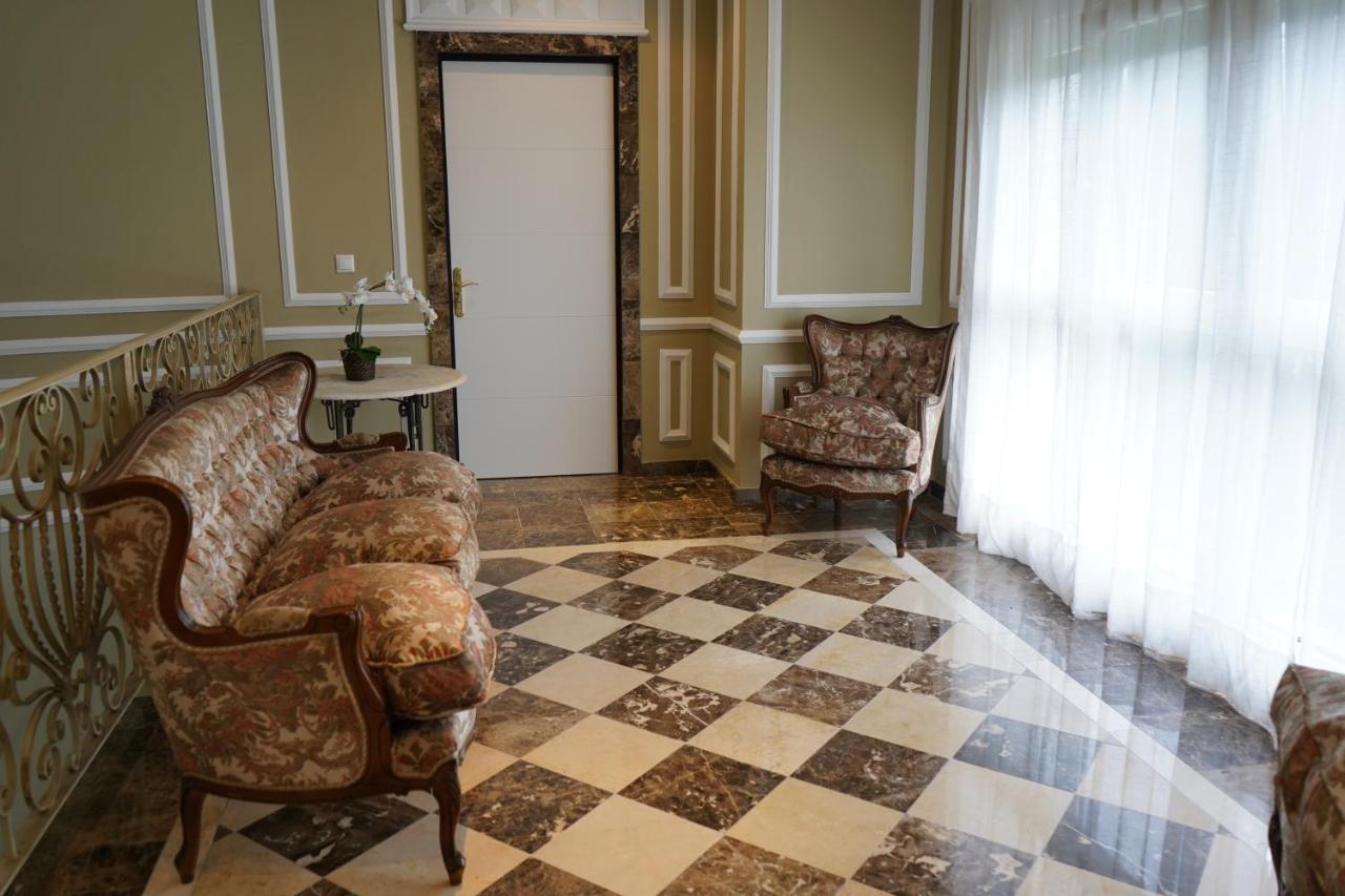 Rural Palace *