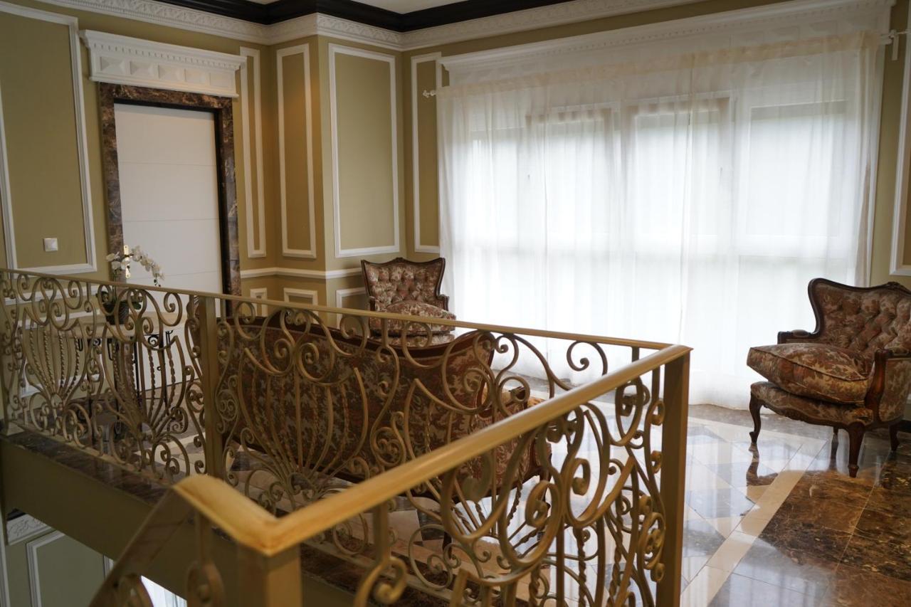 Rural Palace *